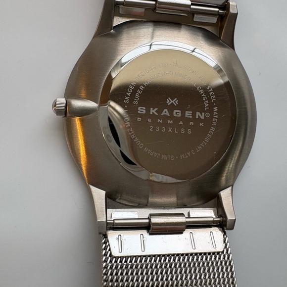 Skagen Stainless Steel Mesh Watch White Dial Date 24-Hour - Picture 5 of 10